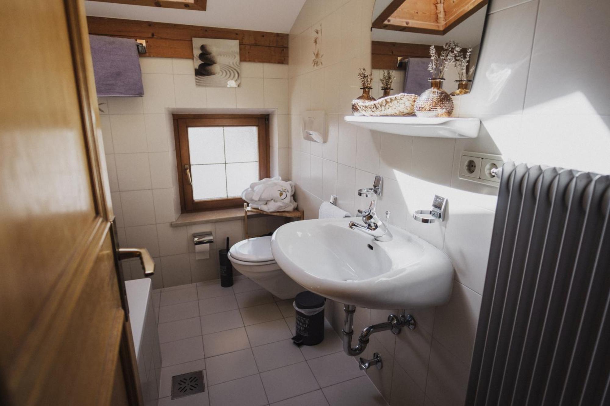 Toellhof Studio Stube Bressanone Bagian luar foto
